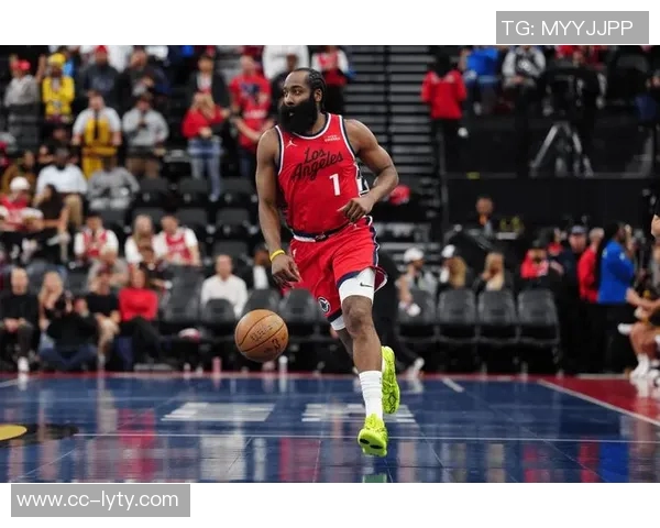 掘金终结雷霆连胜快船本赛季面临更大压力与挑战