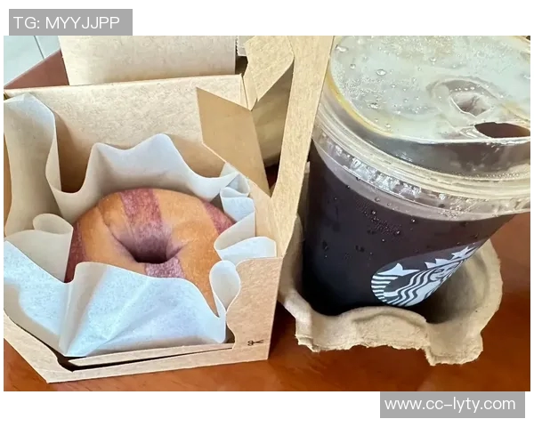 达洛特与C罗共享咖啡时光合影曝光成为最佳咖啡搭子